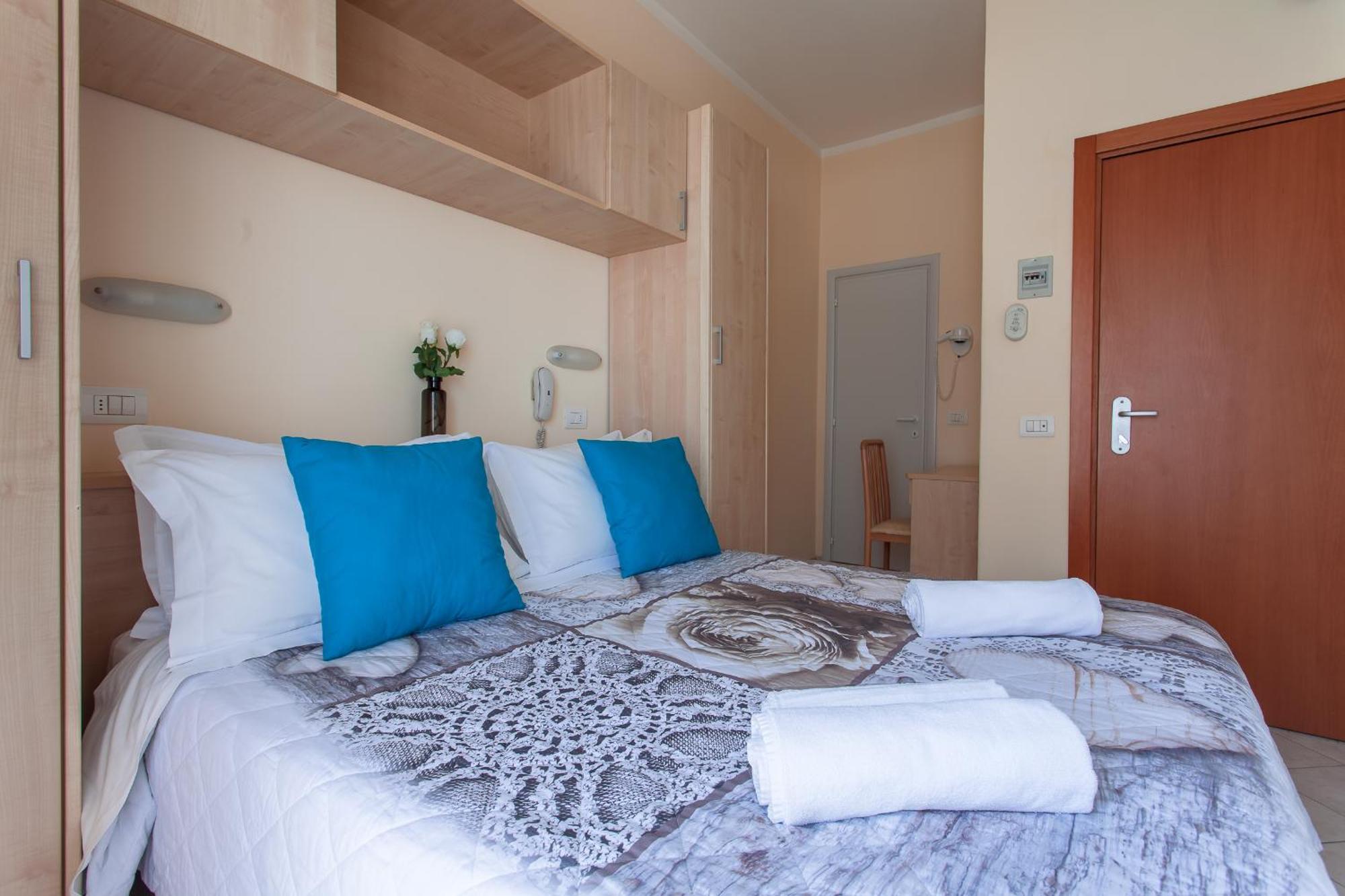 Hotel Giove Dipendenza Hotel Fiamma Cesenatico Pokój zdjęcie