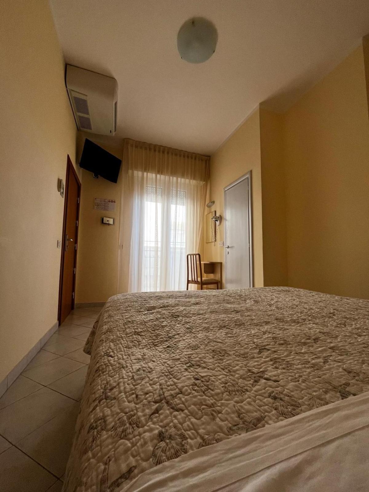 Hotel Giove Dipendenza Hotel Fiamma Cesenatico Zewnętrze zdjęcie